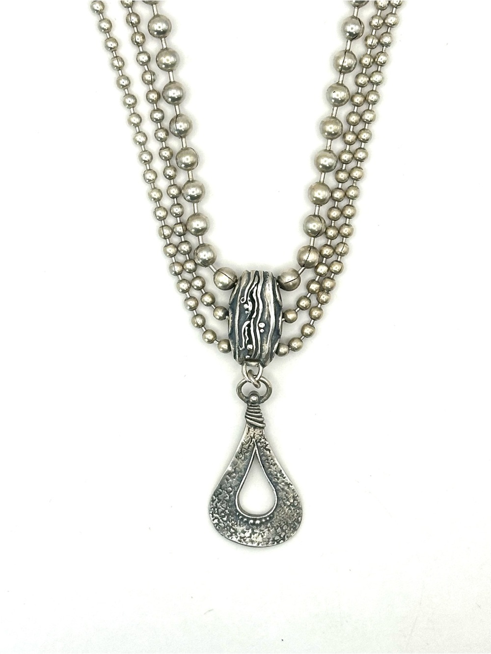 Silpada N1900 RETIRED Sterling Silver Triple Strand Ball Bead Pendant Necklace
- - Picture 2 of 9